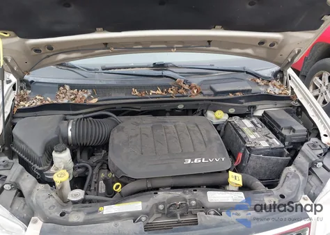 2013 Chrysler Town & Country Limited z USA, uszkodzony, nr VIN 2C4RC1GG3DR509146